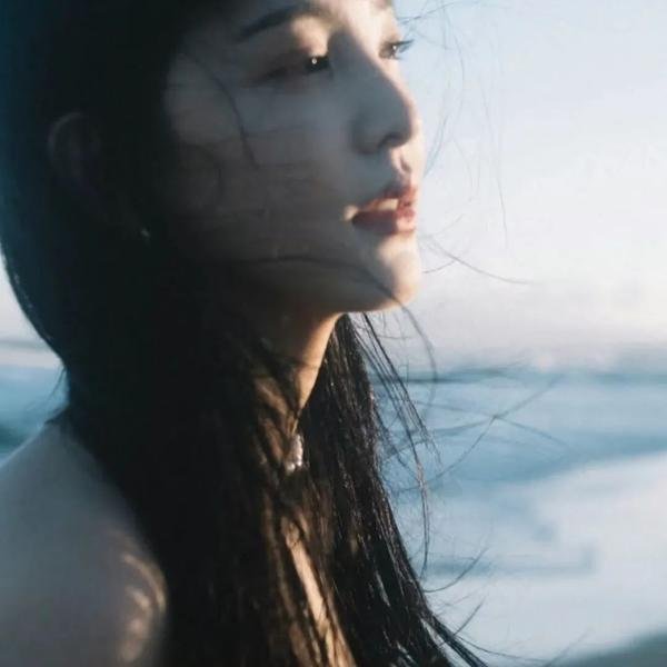 友情以上海报