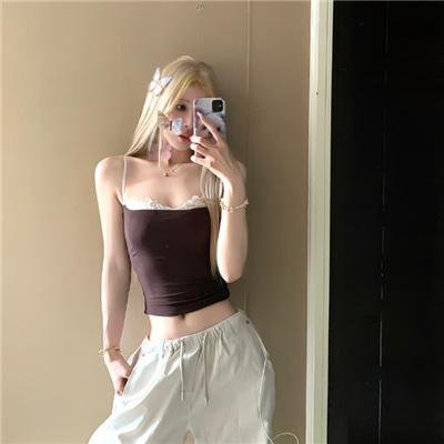亡命女杰海报
